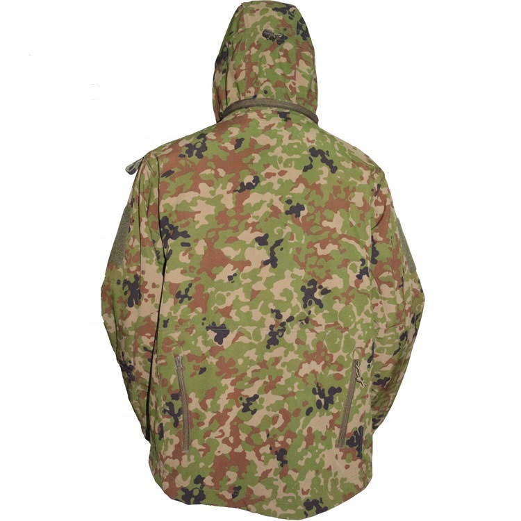 Man Camouflage Waterproof Windproof Soft Shell Jacket